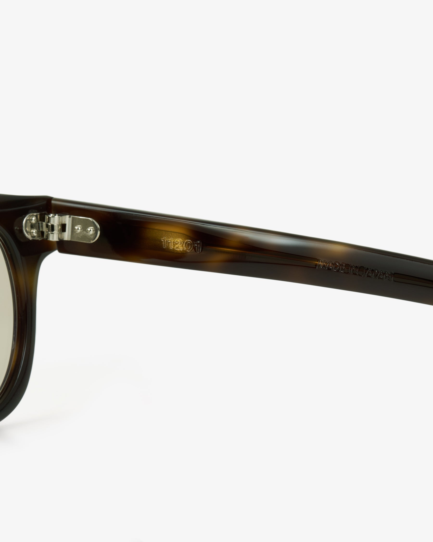 guépard × FRONT 11201 GP-29 ECAILLE JAUNE