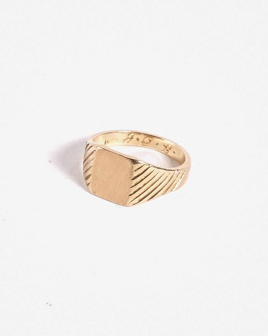 14K Gold Ring :Size6