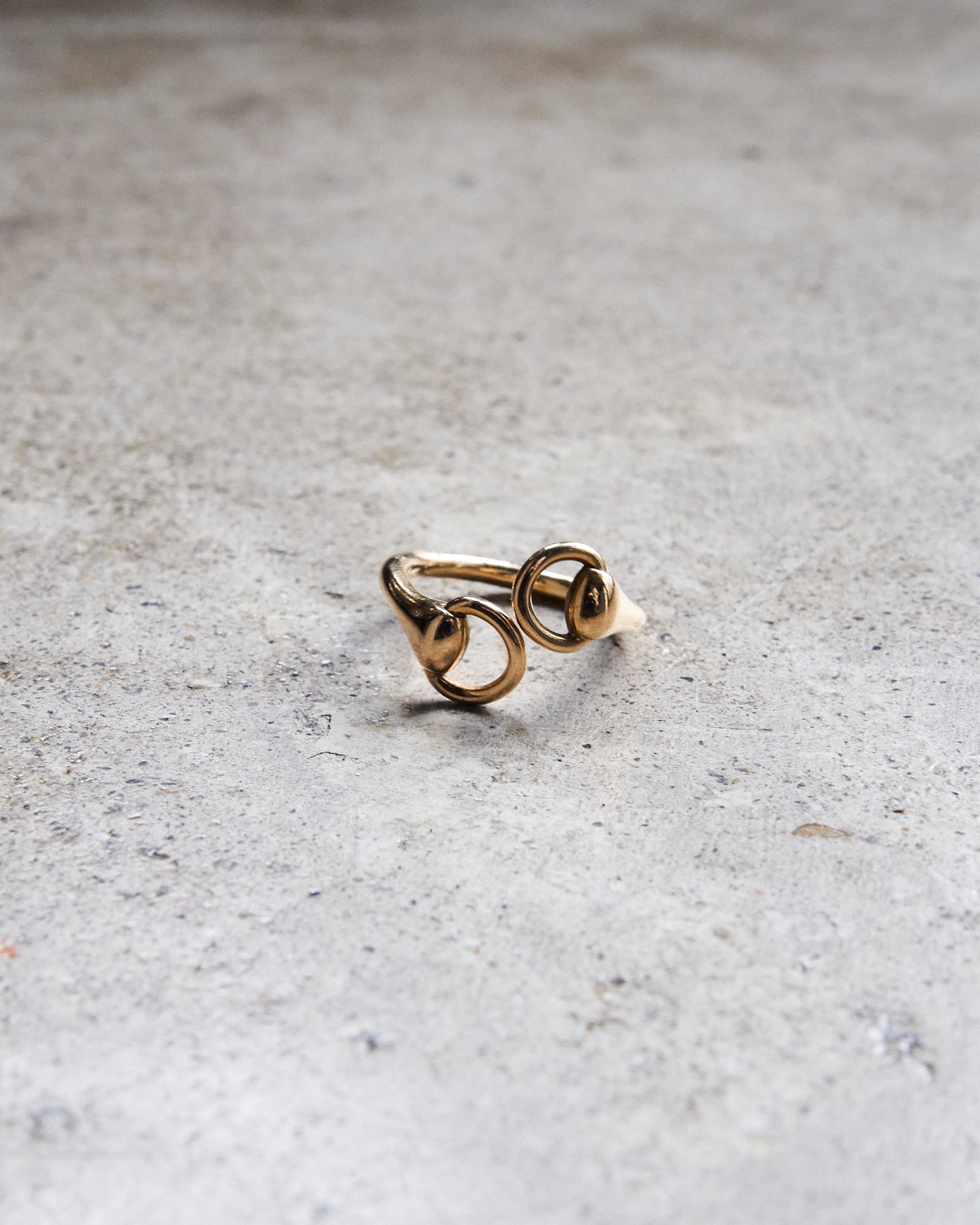 18K Gold Ring :Size8