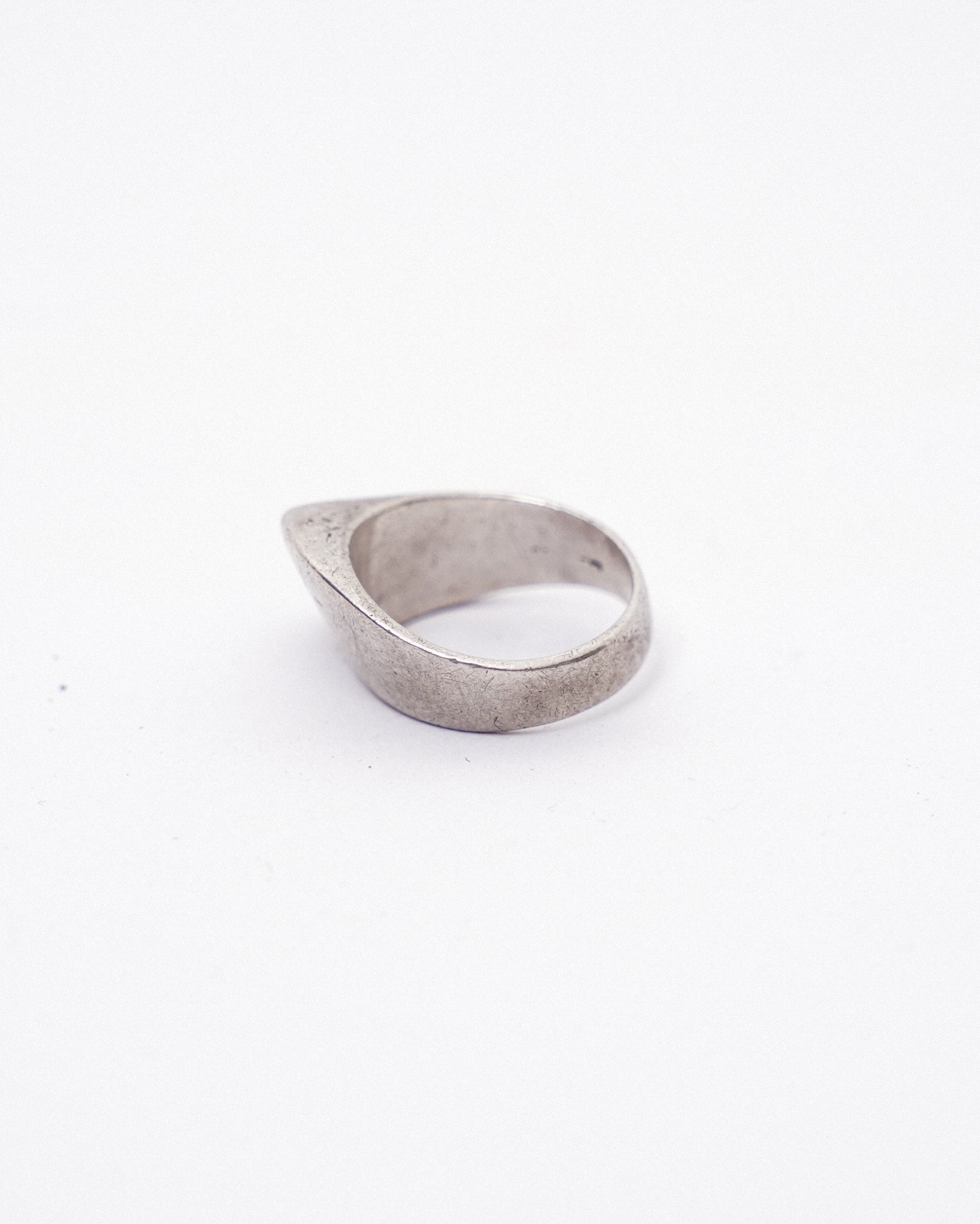 Silver Ring: size18