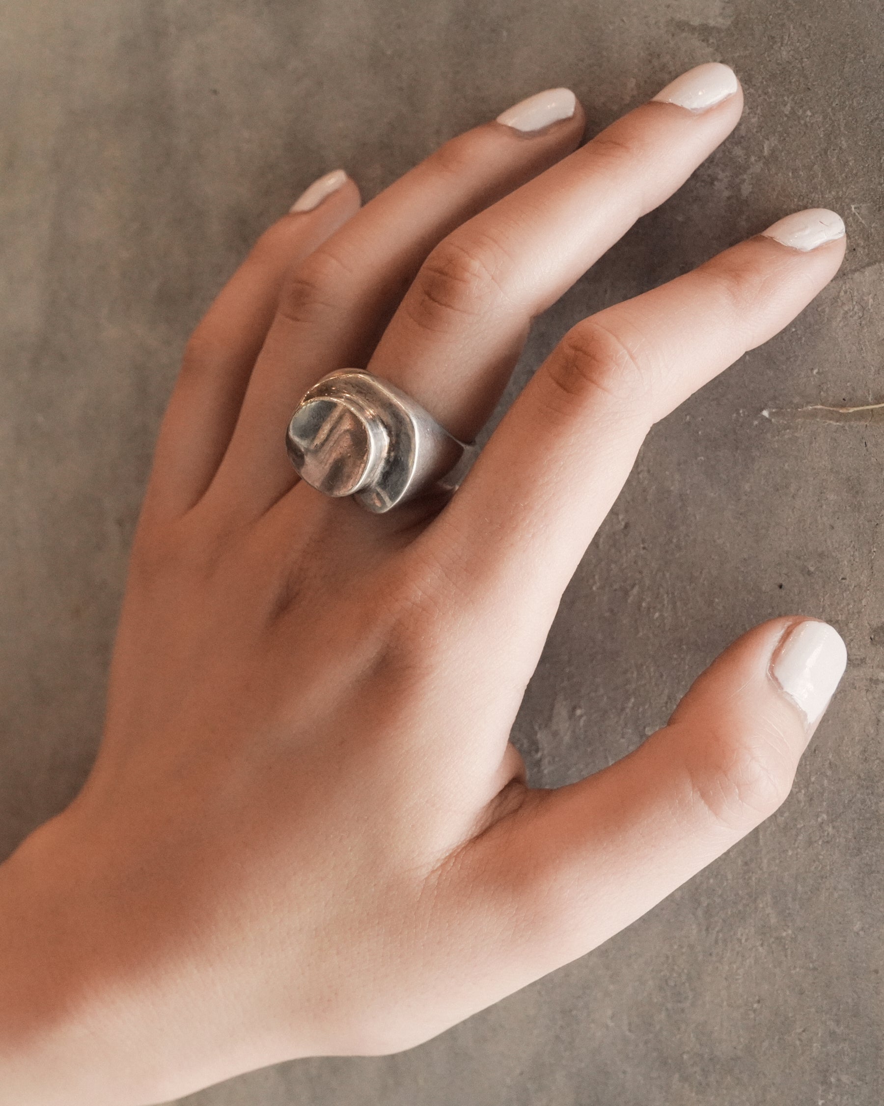 Silver Ring: size16
